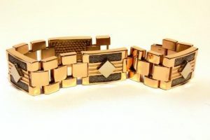 Apyranke Nr.10 (is raudono, geltono arba balto aukso)