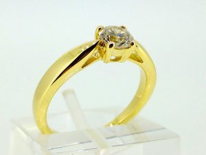 Ziedas Nr.115 (is geltono, raudono arba balto aukso, su briliantu)