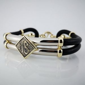 Apyranke Nr.16 (is odos ir aukso, su monogramomis)