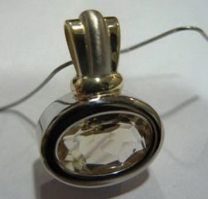 Pakabukas Nr.16 (is geltono ir balto aukso, su citrinu arba kt.akmeniu)