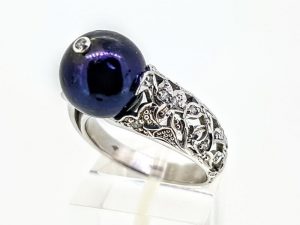 Ziedas Nr.205 (su perlu ir cirkonais, is aukso)