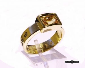 Ziedas Nr.41 (is geltono, raudono arba balto aukso, su citrinu)