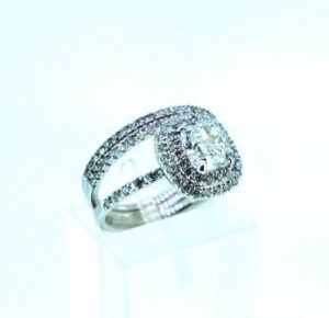 Ziedas Nr.97 (is balto, geltono arba raudono aukso, puostas briliantais)