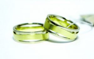 Vestuviniai ziedai Nr.154 (platus, is dvieju spalvu aukso)