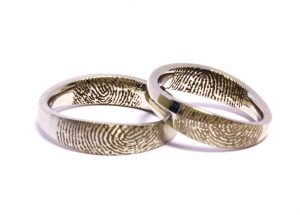 Vestuviniai ziedai Nr.218 (is platinos, su pirstu anspaudais)