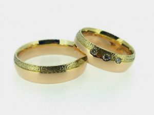Vestuviniai ziedai Nr.264 ( is raudono ir geltono aukso, mot.-su briliantais)