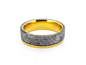 Vestuvinis ziedas Nr.304 (is meteorito ir aukso)