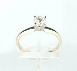 Suzadetuviu ziedas Nr.53 (is raudono,geltono arba balto aukso, su briliantu)