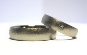 Vestuviniai ziedai Nr.91 (matiniai, is platinos arba balto aukso)